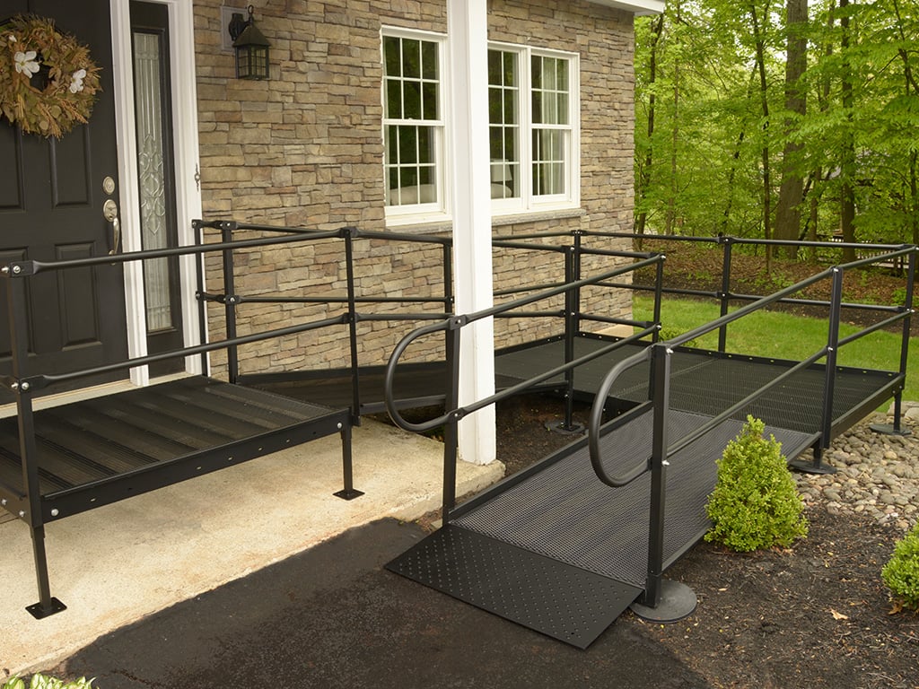 Black Steel Mesh Wheelchair Ramp for Residential Home Front Door